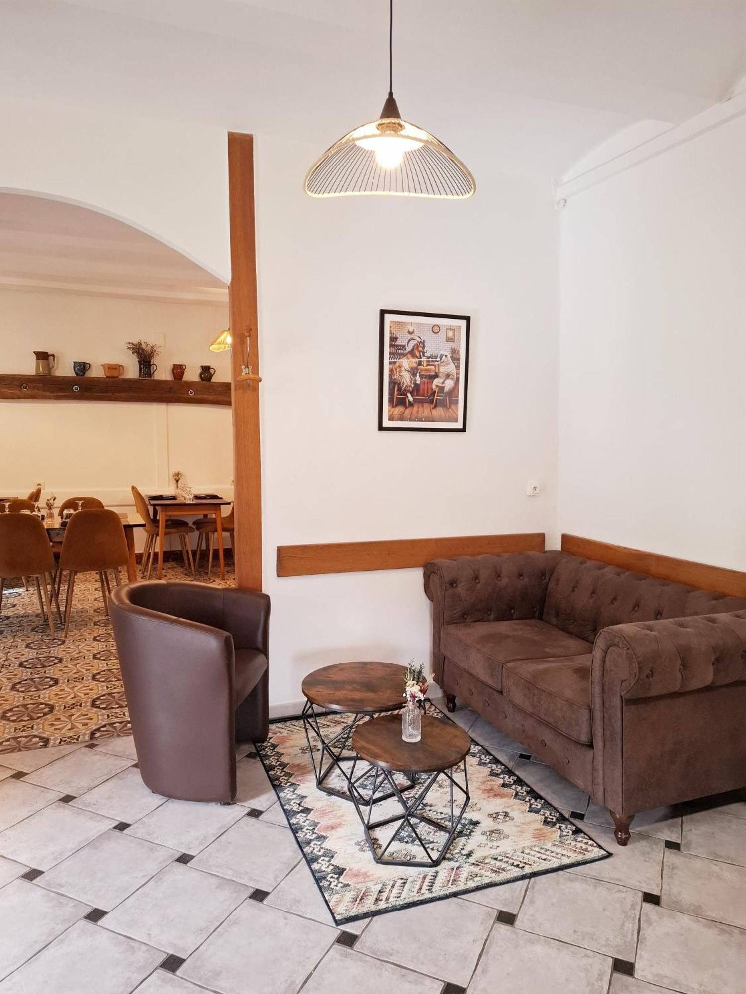Laviolle Auberge Arthea מראה חיצוני תמונה